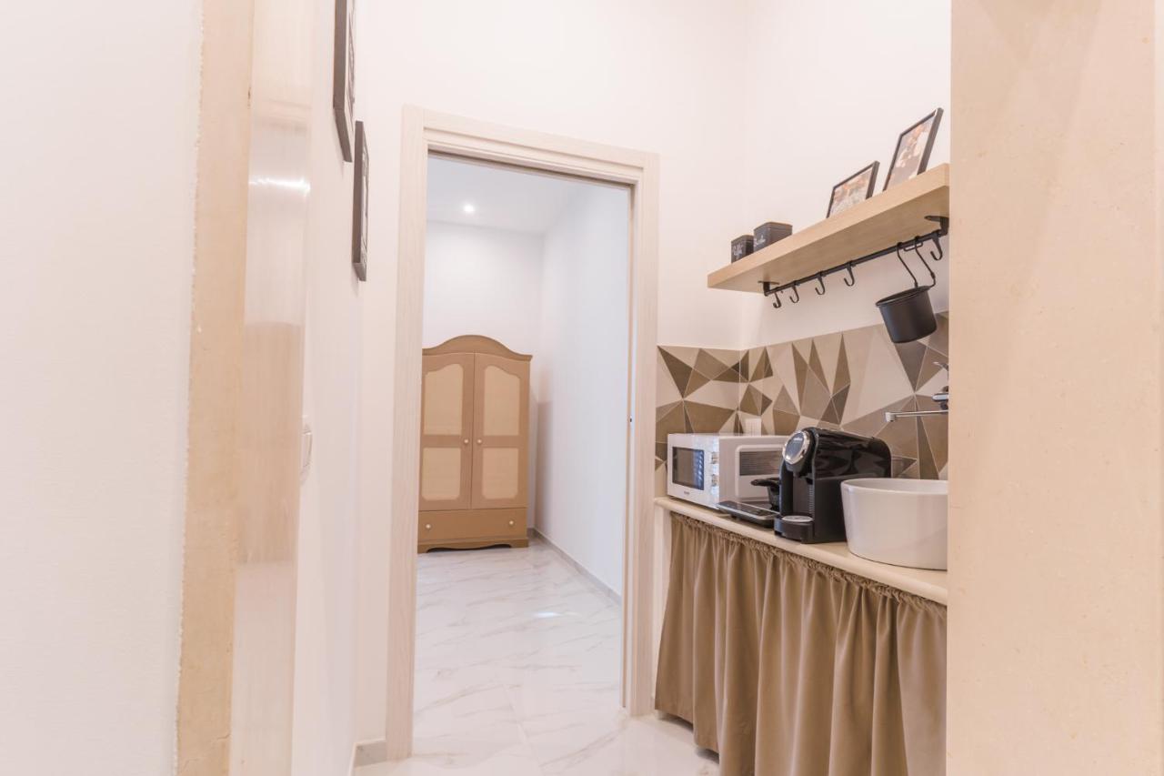 Guendalina Sweet Home - La Casetta Di Guendalina Trani Exterior foto